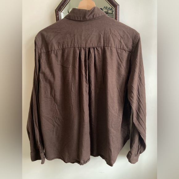 Uniqlo lightweight brown flannel small - Picture 2 of 3